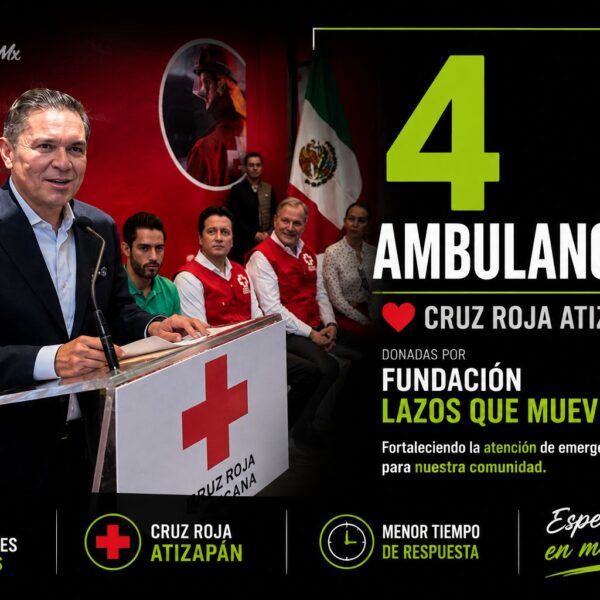 LUIS MONTAÑO ENTREGA CUATRO AMBULANCIAS A LA CRUZ ROJA