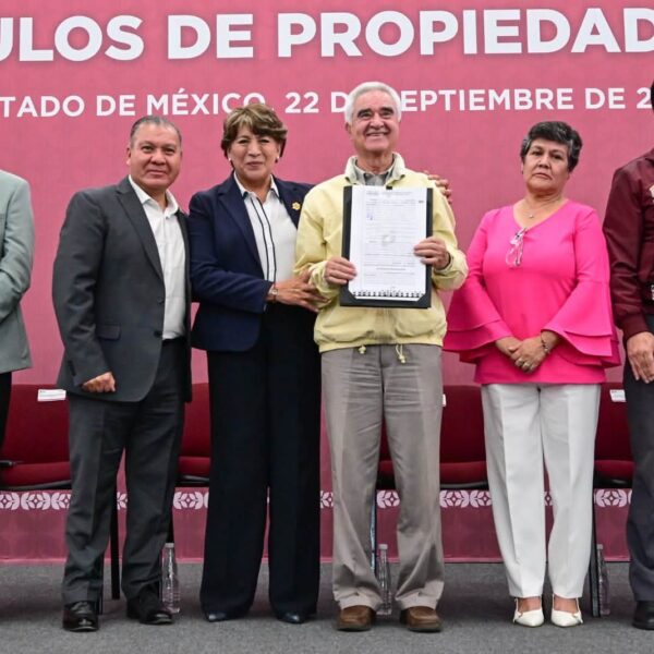 ENTREGAN MÁS DE 5 MIL TÍTULOS&hellip;